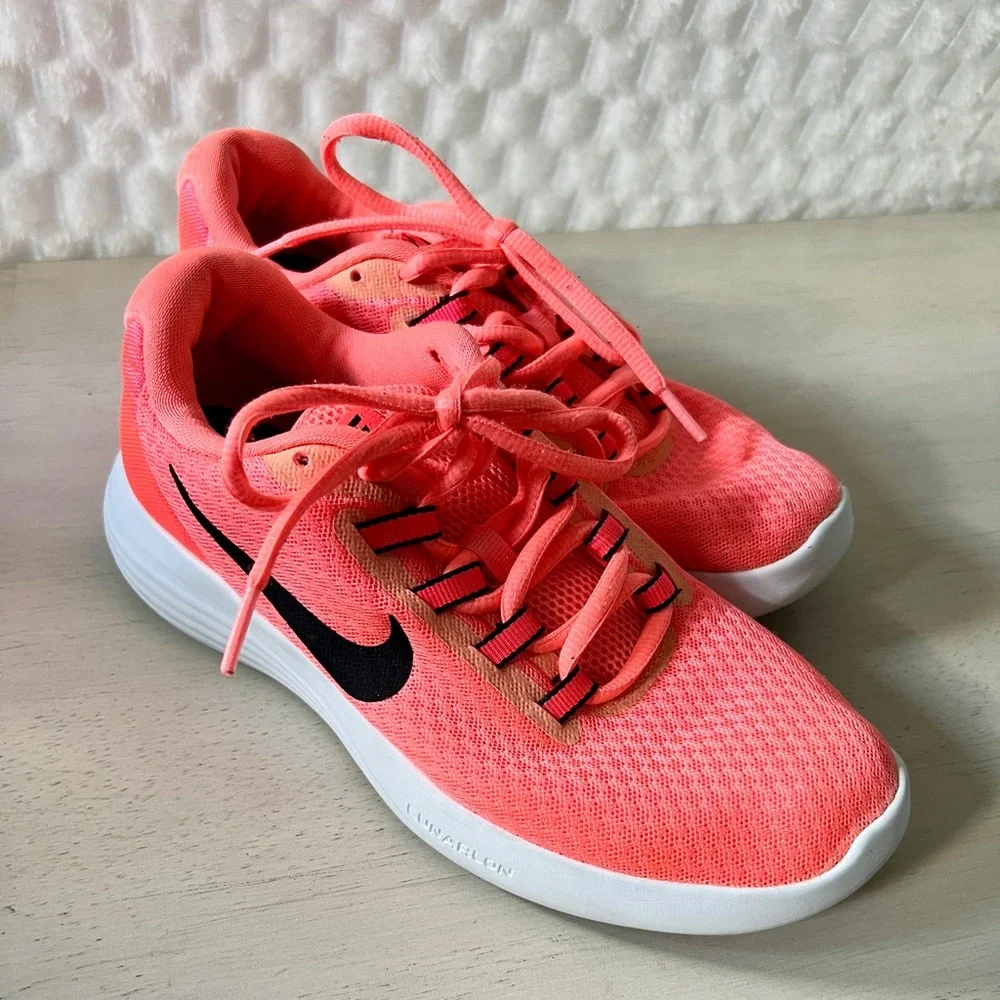 Nike Womens Lunarconverge 852469-600 Running Shoes Lace Up Low Top Size 6.5 - Picture 1 of 11